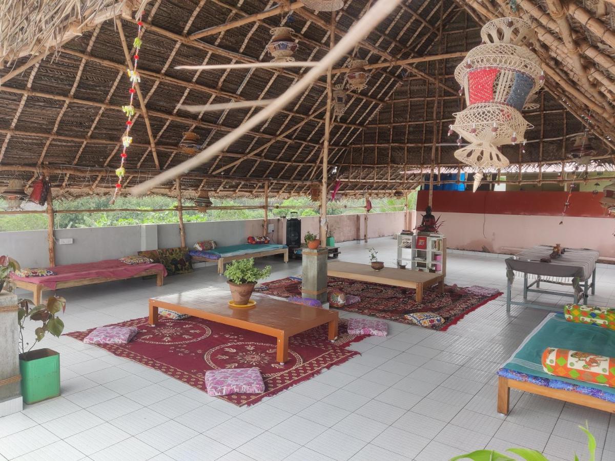 Woodpacker Hostel Auroville Pondicherry 外观 照片