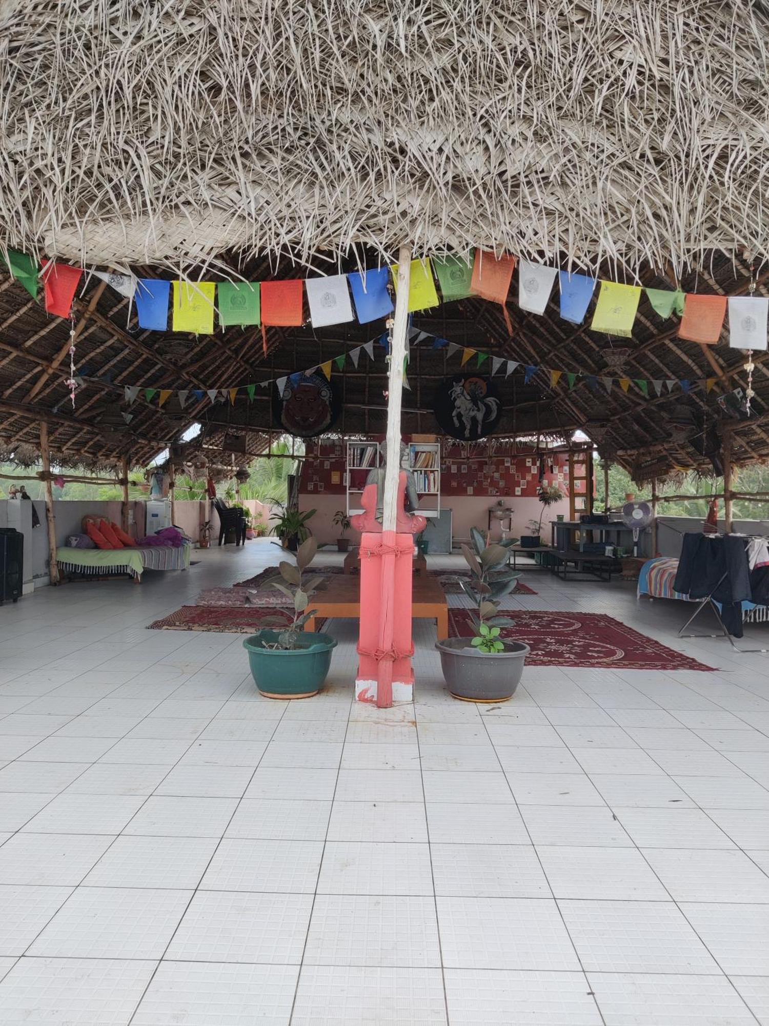 Woodpacker Hostel Auroville Pondicherry 外观 照片